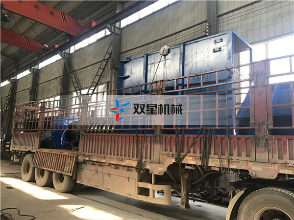 皓星<a href='http://m.greeniq-systems.com/1/55.html' target='_blank'><span>斷橋鋁粉碎機</span></a>設備發(fā)貨現(xiàn)場