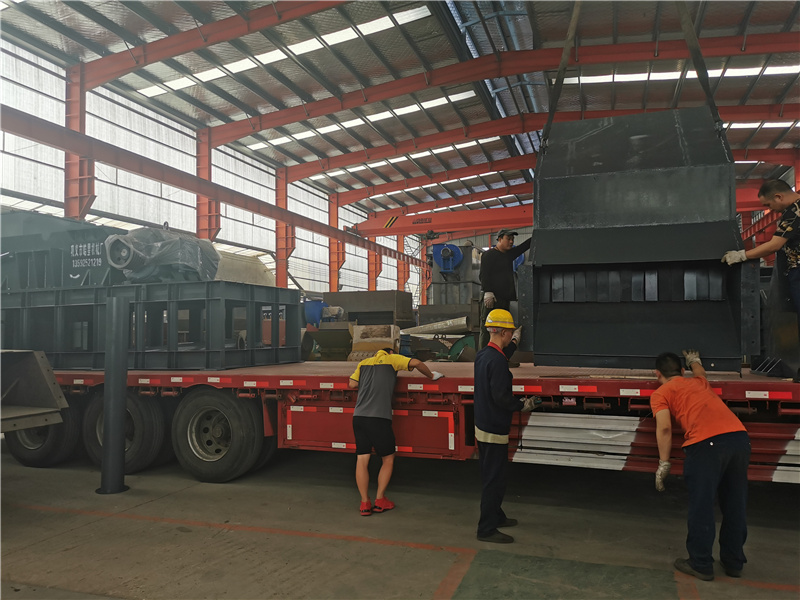 <a href='http://m.greeniq-systems.com/1/55.html' target='_blank'><span>斷橋鋁粉碎機</span></a>設備發(fā)貨