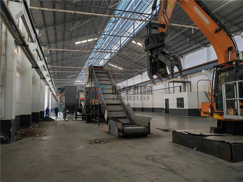 廢鋼破碎機(jī)生產(chǎn)線多少錢？一天能打多少方？