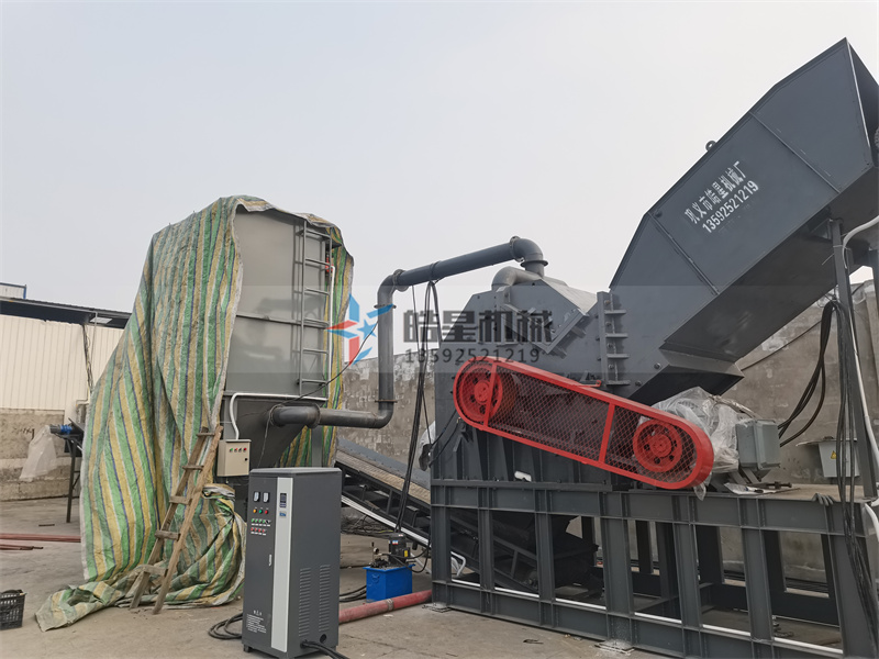 近年來新能源行業(yè)發(fā)展較快速，像鋰離子電池、光伏材料、氫能材料等新能源材料的回收與加工需求日益增長。金屬粉碎機設備也在新能源材料的精細化處理和資源回收中發(fā)揮著重要作用。金屬粉碎機在新能源材料加工中的主要應用表現(xiàn)在：